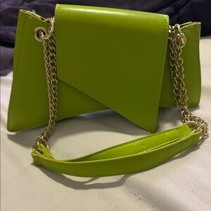 Green Envelope Chain Shoulder Bag